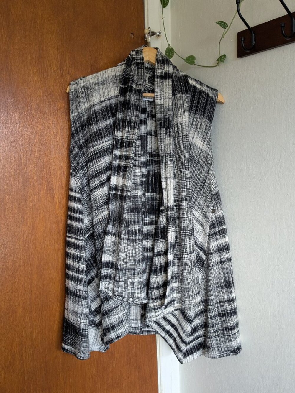 Yasuko Kurisaka Vest Shawl Sleeveless Open Front Cotton Knit Cardigan One Size